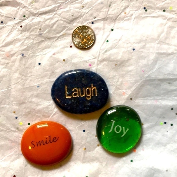 GLASS Worry Stones-Smile/Laugh/Joy - Picture 1 of 2